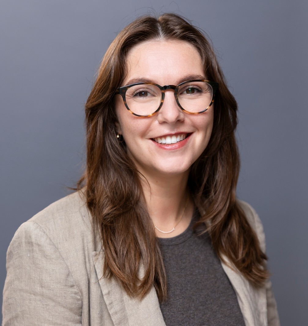 Laura Lubben Aug 2025 Headshot